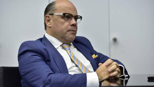 «Queremos sentarnos a hablar, no pedir 4.962 millones»