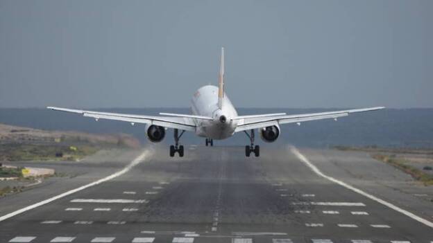 Canarias supera los 350.000 vuelos gestionados en 2018, un 6,7% más