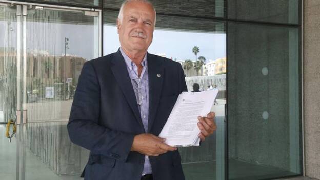 Manuel Báez, absuelto de una acusación por prevaricación