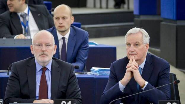 Bruselas guarda silencio ante el plan de May para Irlanda
