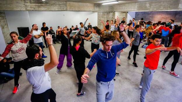 El carnaval busca a sus bailarines y figurantes