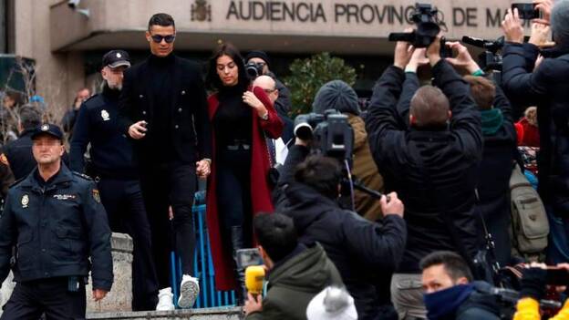 23 meses de cárcel y 19 millones de multa a Ronaldo