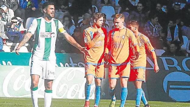 Aythami Artiles, ya liberado por el Córdoba, se incorpora al ‘stage’