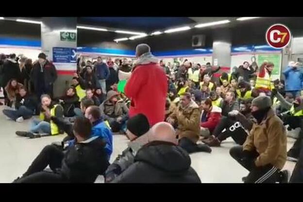 Los taxis toman el metro y acampan en Ifema