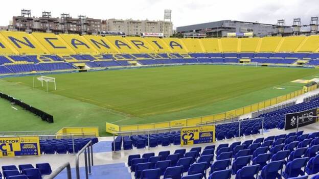Las Palmas donará parte de taquilla ante el Zaragoza a lucha contra el cáncer