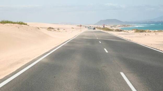 La carretera de las Dunas se quedará de acceso a las playas, no de tránsito