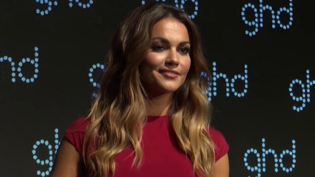 Lara Álvarez encuentra el amor entre bailes