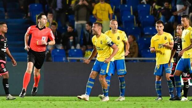 Paco Herrera se olvida del capitán