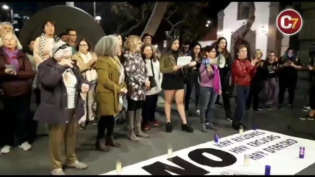 «Ni una menos»: condena unánime en toda Canarias del crimen machista en Tenerife