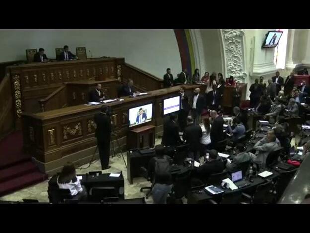 La oposición venezolana condiciona el diálogo al "cese de la usurpación" de Maduro