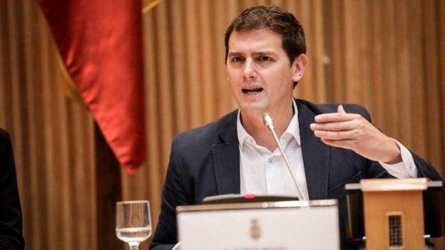 Ciudadanos convoca una manifestación el domingo en Barcelona «en defensa de la Constitución» y para pedir elecciones