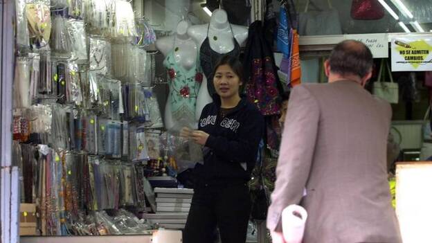 BBVA «flexibiliza» el bloqueo de las cuentas de los chinos