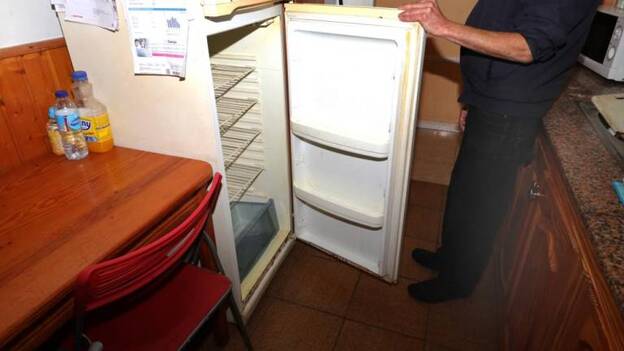 Ocho meses sin nevera y a vela