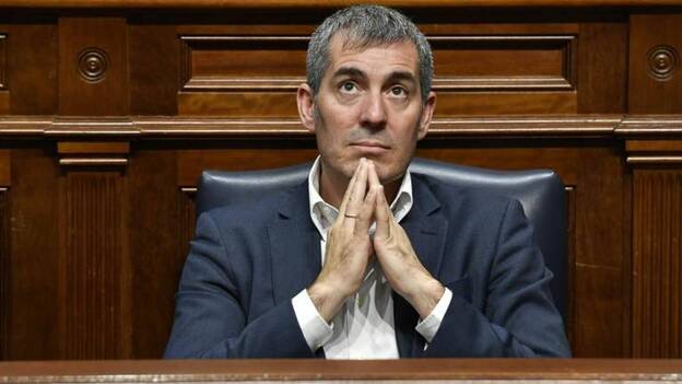 De los pactos a dos al desconcierto