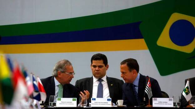 La financiación de la campaña rompe el Gobierno de Bolsonaro