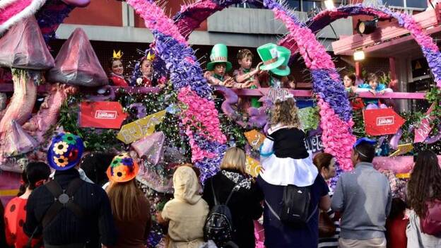 23 carrozas este martes en la cabalgata infantil del carnaval