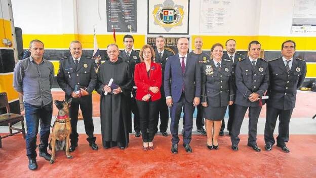 Homenaje a los bomberos por sus 152 años