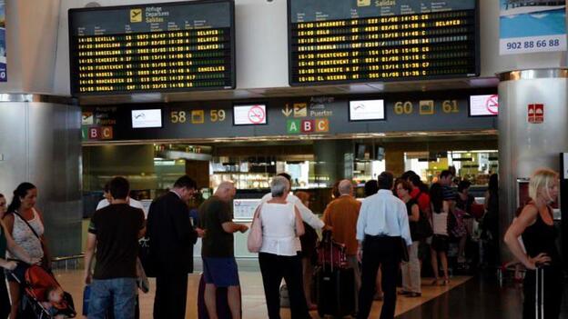 Más de medio millar de pasajeros afectados en Canarias por el veto al Boeing MAX