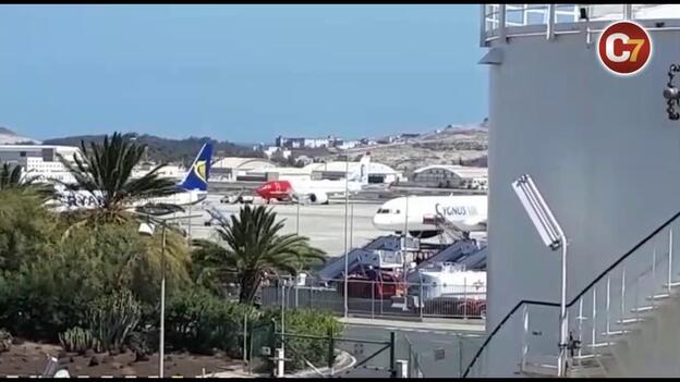 Siete Boeing 737 han pernoctado en Canarias tras el veto de la UE