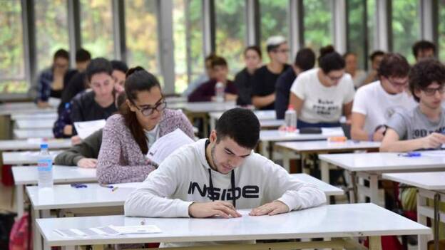 Las tasas universitarias bajarán entre un 7% y un 37% el próximo curso