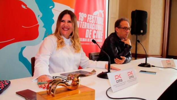 Las cineastas entran en juego con el premio Dunia Ayaso y unas jornadas