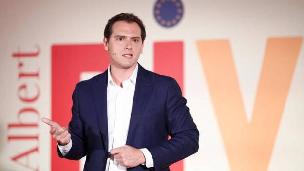 Albert Rivera muta a Alberto Carlos Rivera en las listas electorales