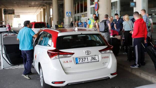 Pruebas para llevar taxis en San Bartolomé