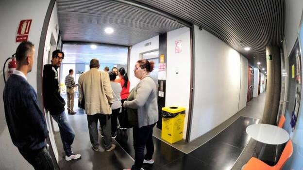 La familia numerosa dura mientras uno de los hijos siga en casa