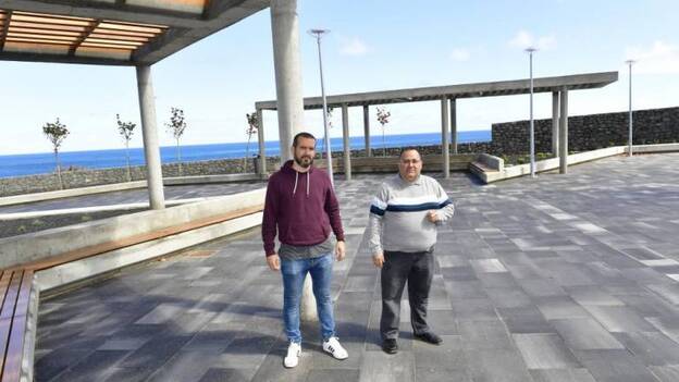 Costa Ayala celebra sus fiestas con una nueva plaza