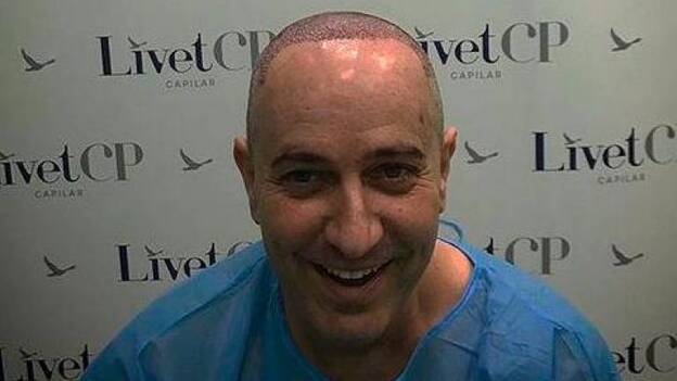 Víctor Sandoval pasa por quirófano