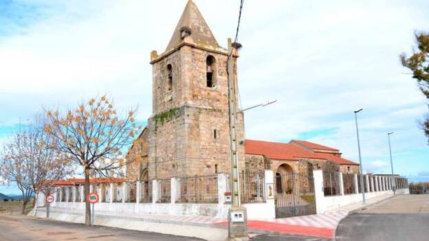 El Supremo condena a un cura por abuso de menores y a unos padres por permitirlo