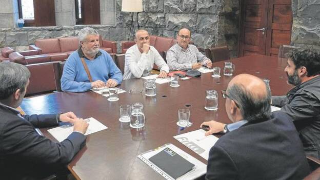 El profesorado exige un pacto como en Sanidad para reducir la jornada