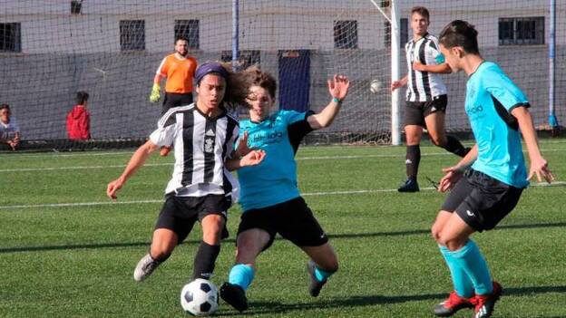 Adrián confirma la permanencia del RC Victoria en la Preferente