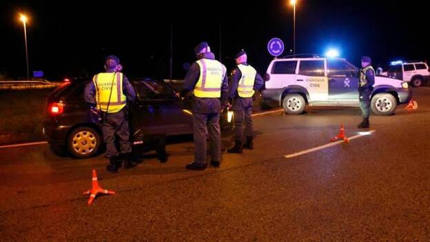 Tres agentes serán indemnizados tras ser agredidos