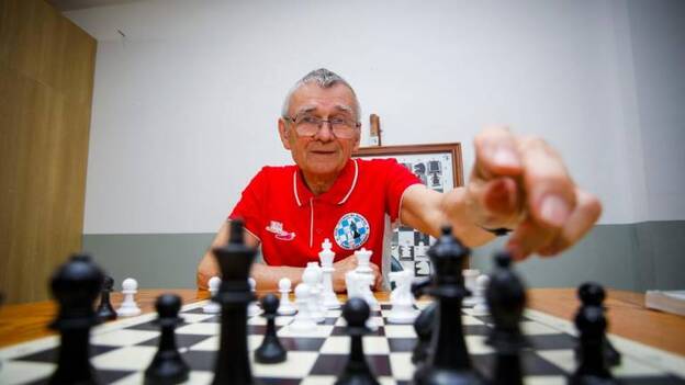 El jaque rumano de Los Llanos