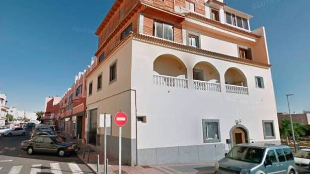 Grave tras ser agredida con arma blanca en El Tablero