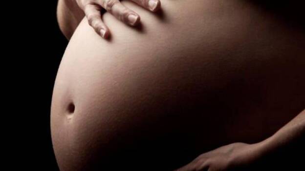 Da a luz sin saber que estaba embarazada