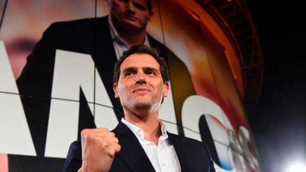 Rivera afirma que Ciudadanos vigilará a Sánchez desde la oposición