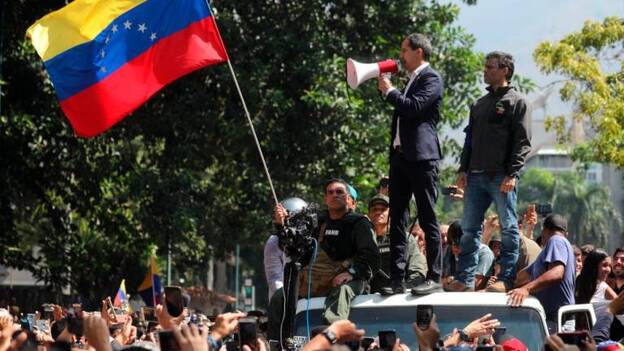 Leopoldo López se refugia en la embajada española en Caracas pero no pide asilo