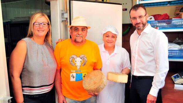 Ganaderos del Sur se forman para mejorar la leche de sus quesos