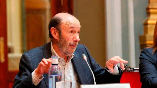 Rubalcaba: «Todo por el partido»