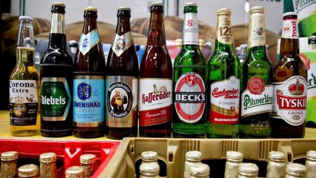 Bruselas multa a la cervecera AB InBev con 200 millones por abuso de dominio