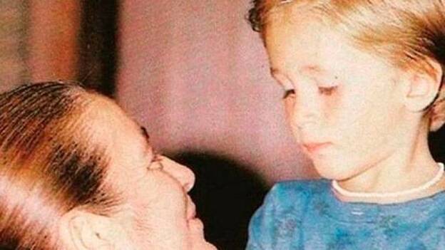 Kiko Rivera felicita a doña Ana