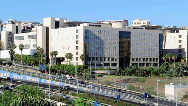 Vox propone llamar Amancio Ortega al Doctor Negrín