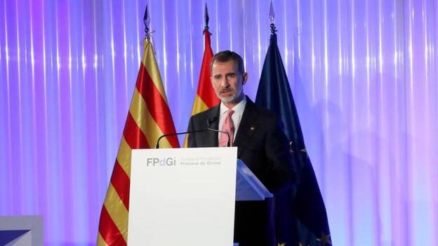 La Cámara de Barcelona quiere declarar «non grato» al rey