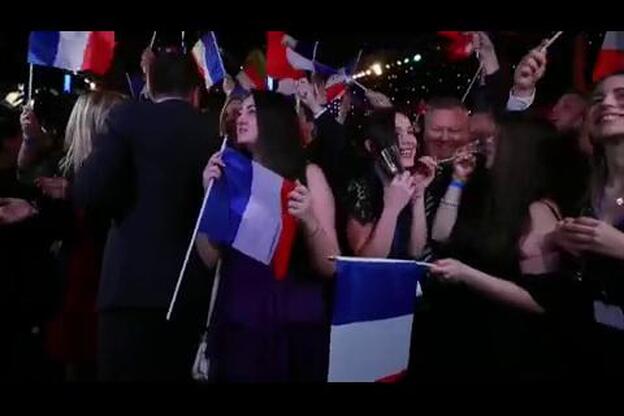 El primer ministro francés descarta cambio de política tras el revés electoral