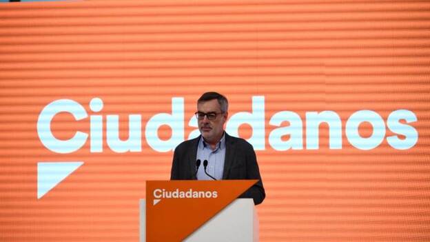 Cs no prevé negociar con Vox y exige a los barones del PSOE que apoyen el 155