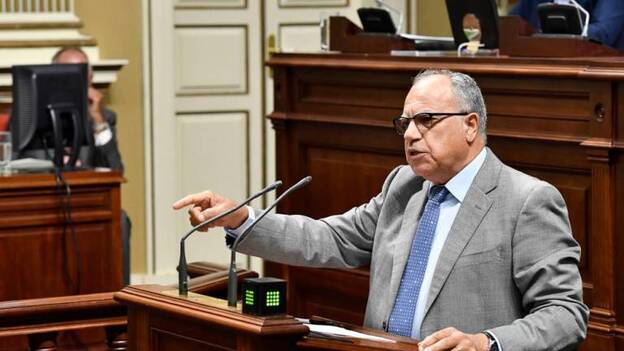 Casimiro Curbelo abre la posibilidad de entrar en el próximo Gobierno