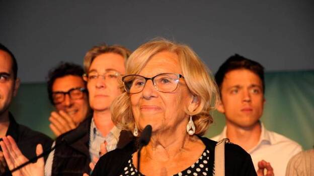 Carmena intentará su investidura como alcaldesa aunque no ha llegado a pactos