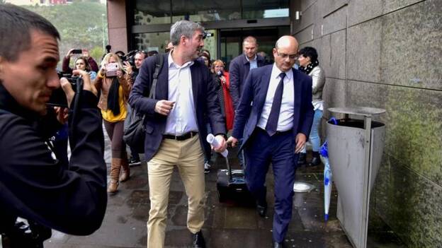 La fiscal cerca a Clavijo y ya ve «numerosos indicios» delictivos